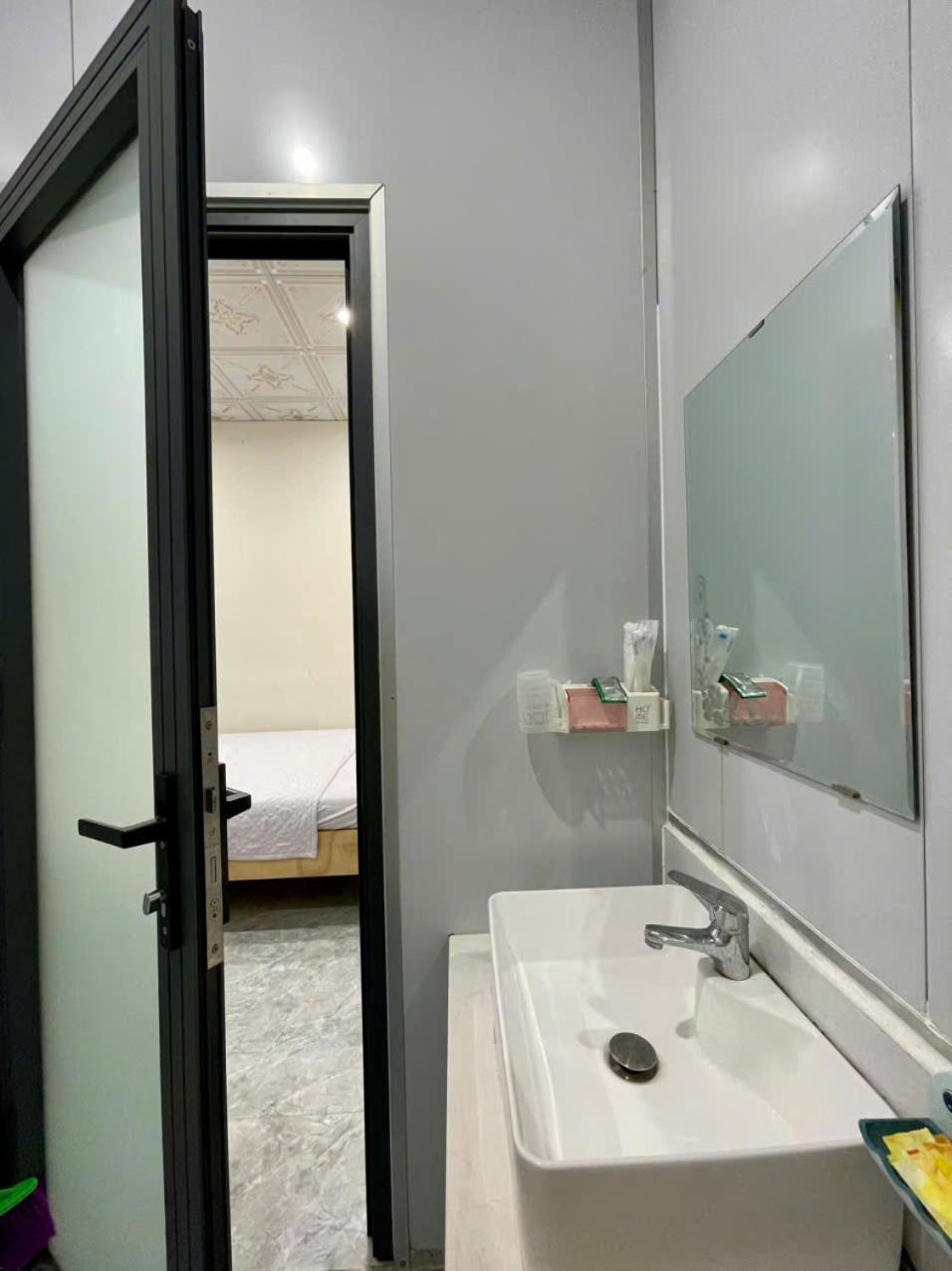 Ha Linh Motel ブンタオ エクステリア 写真